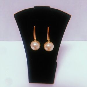 Pearl Earrings ✨